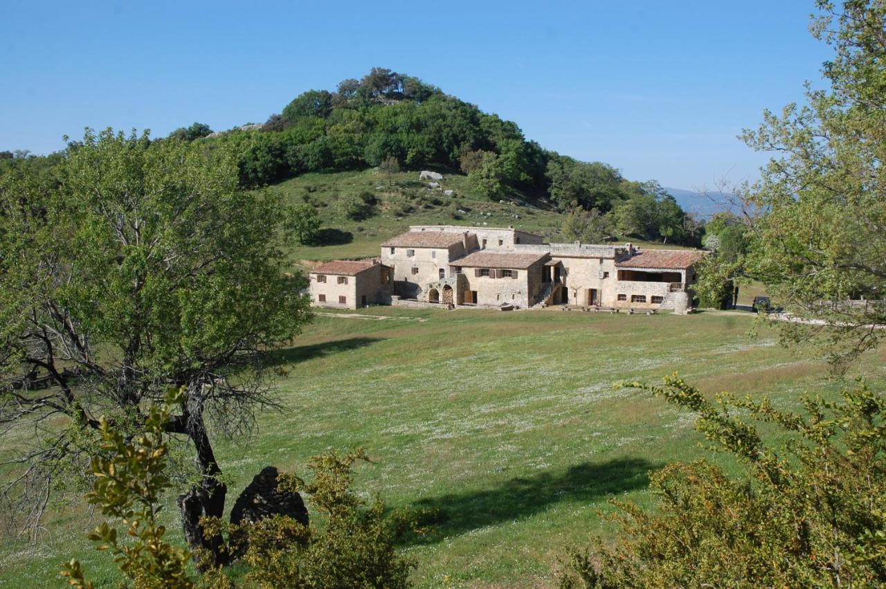 Le Domaine Du Castellas Sivergues Luaran gambar