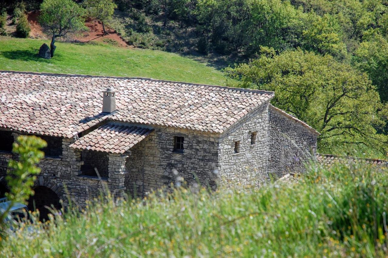 Le Domaine Du Castellas Sivergues Luaran gambar
