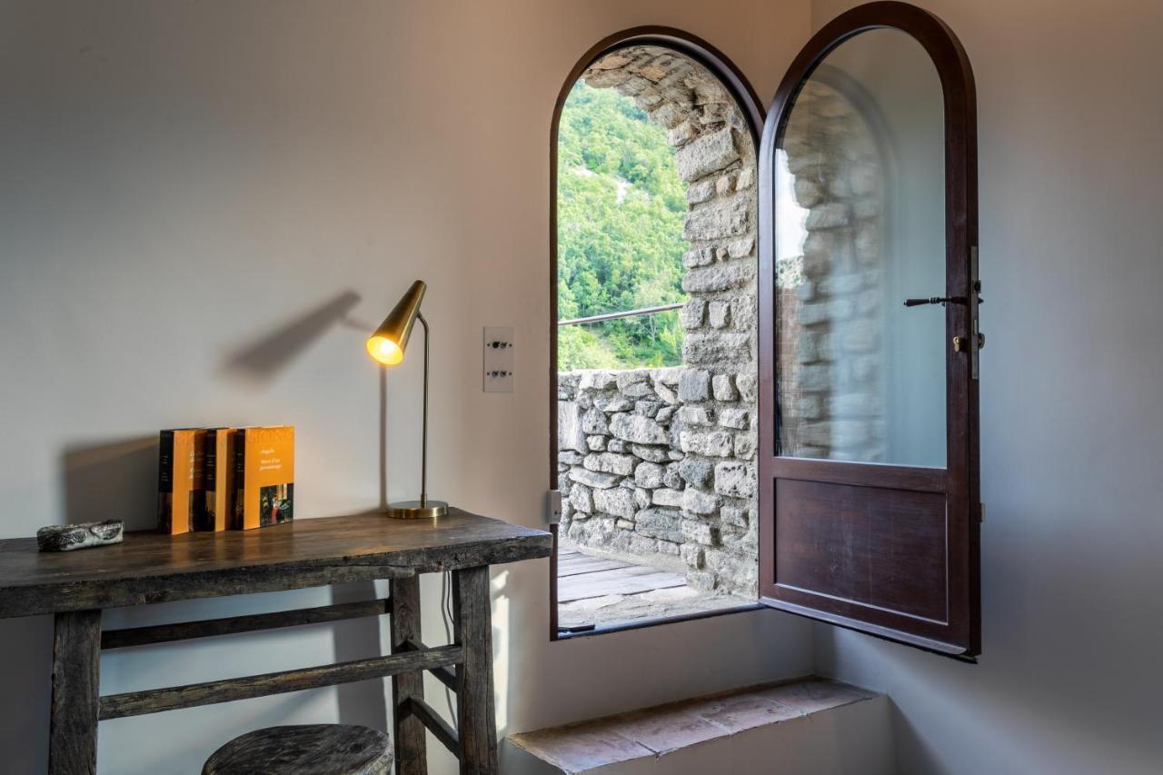 Le Domaine Du Castellas Sivergues Luaran gambar
