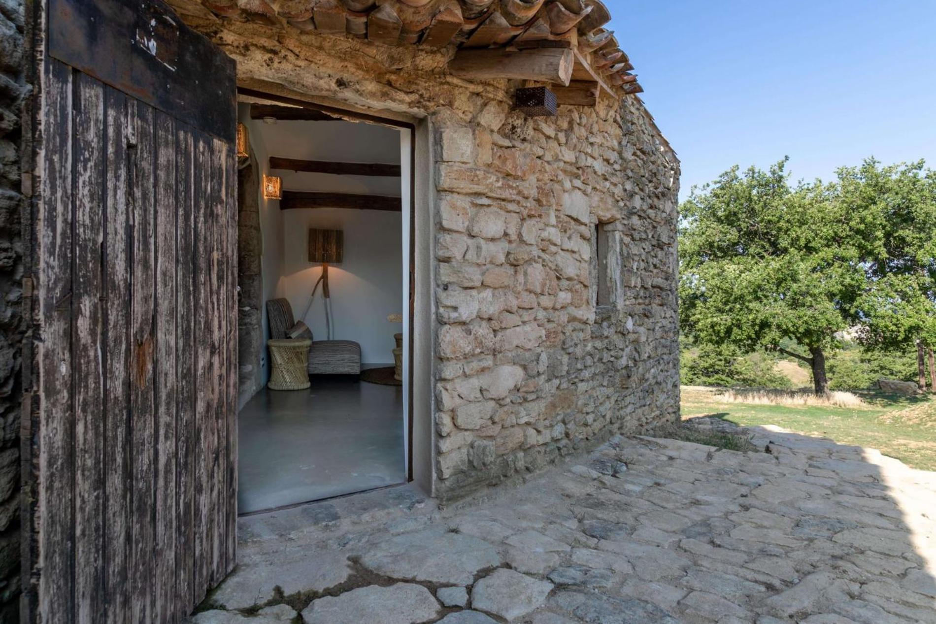 Le Domaine Du Castellas Sivergues Luaran gambar